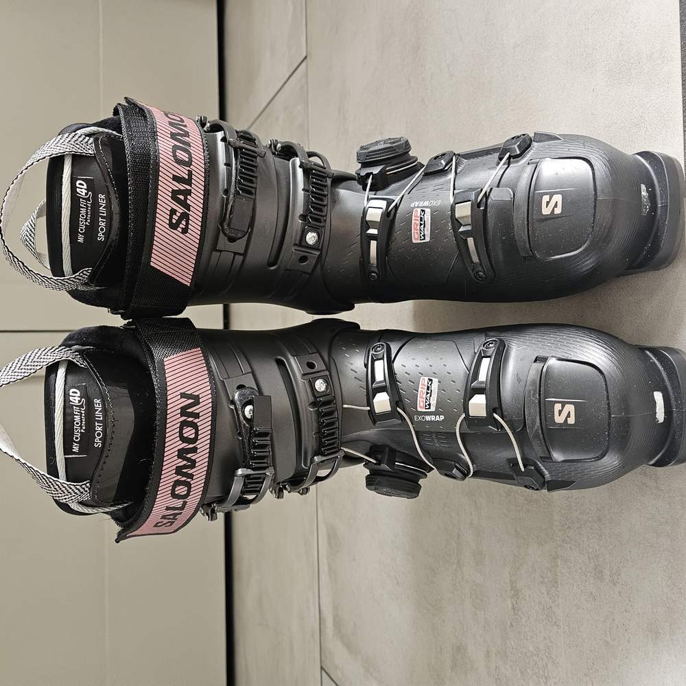 Salomon Black and Pink Ski Boots